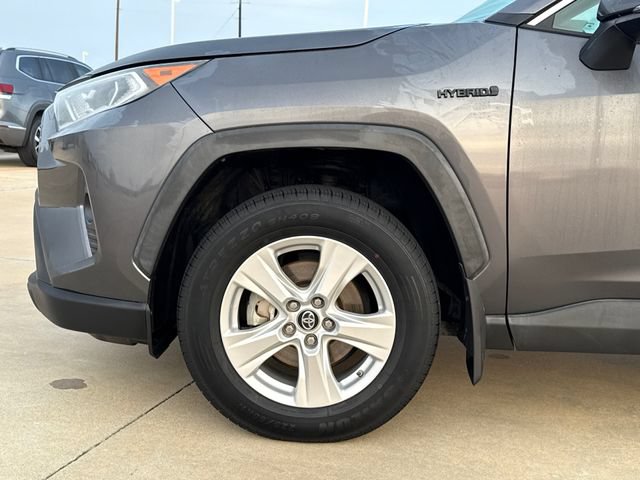 Used 2019 Toyota RAV4 XLE w/ Convenience Package AWD/4WD image 5