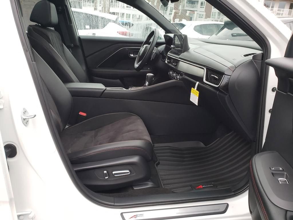 Certified 2025 Acura ADX A-Spec image 24