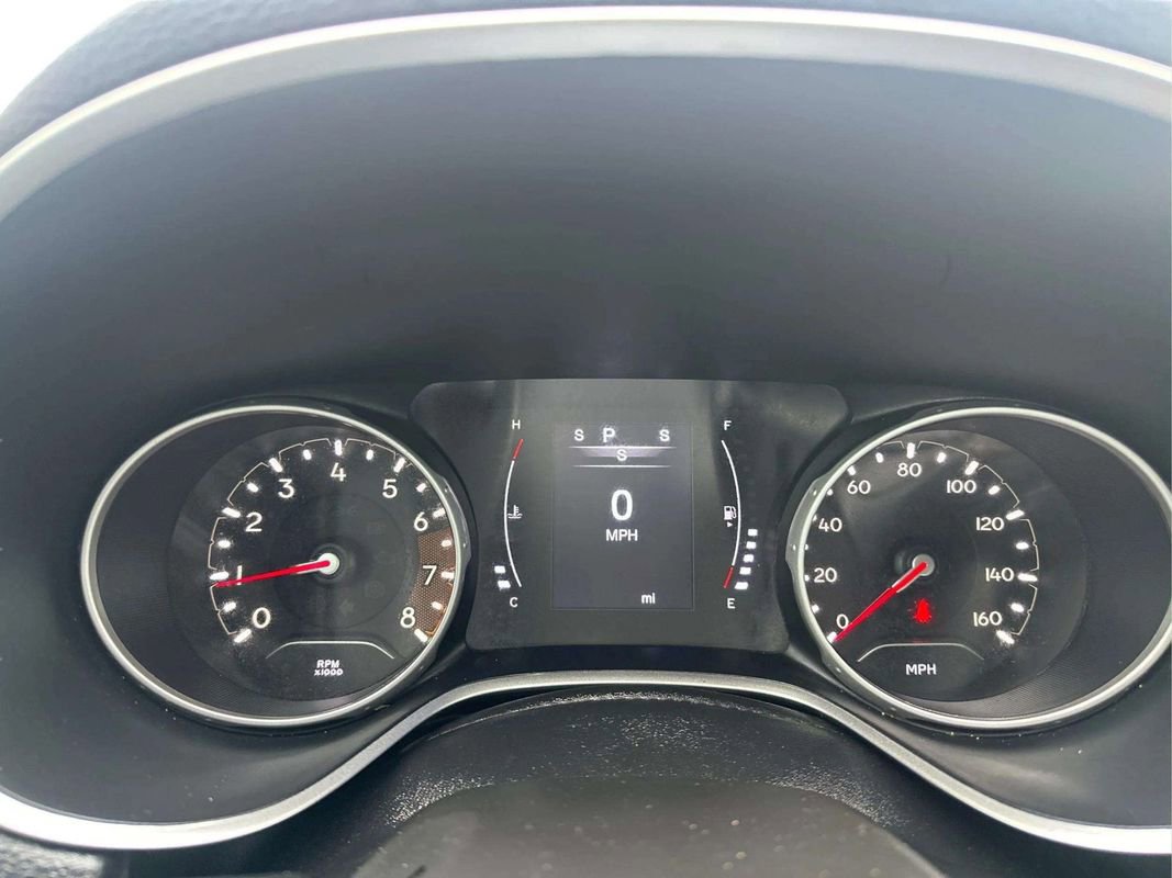 Used 2020 Jeep Compass Latitude AWD/4WD image 30