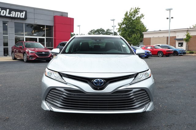 Used 2018 Toyota Camry XLE w/ Audio Package FWD image 2