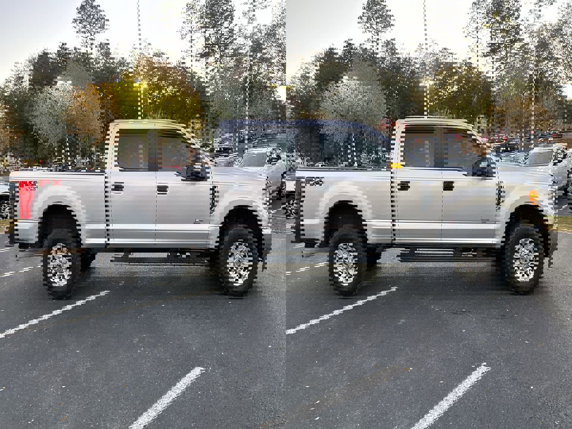 Used 2019 Ford F250 XL w/ STX Appearance Package image 10