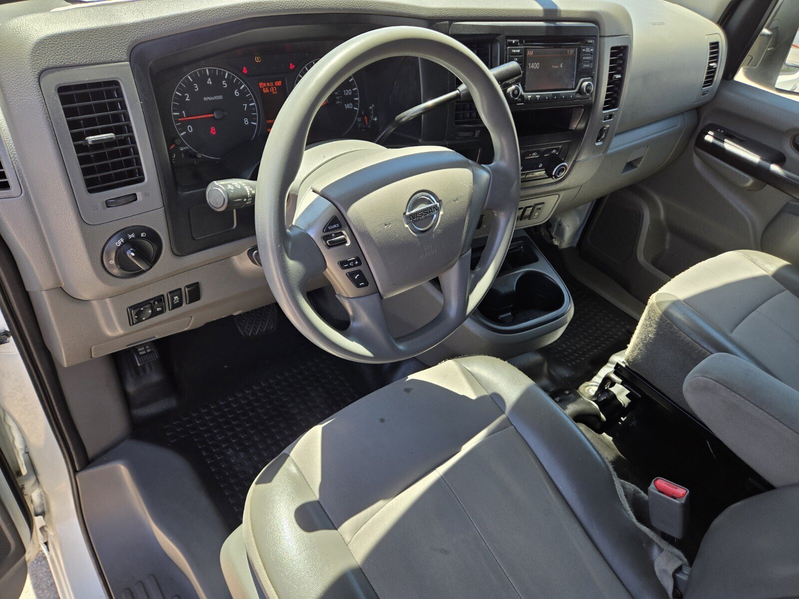 Used 2018 Nissan NV 2500 S RWD image 8