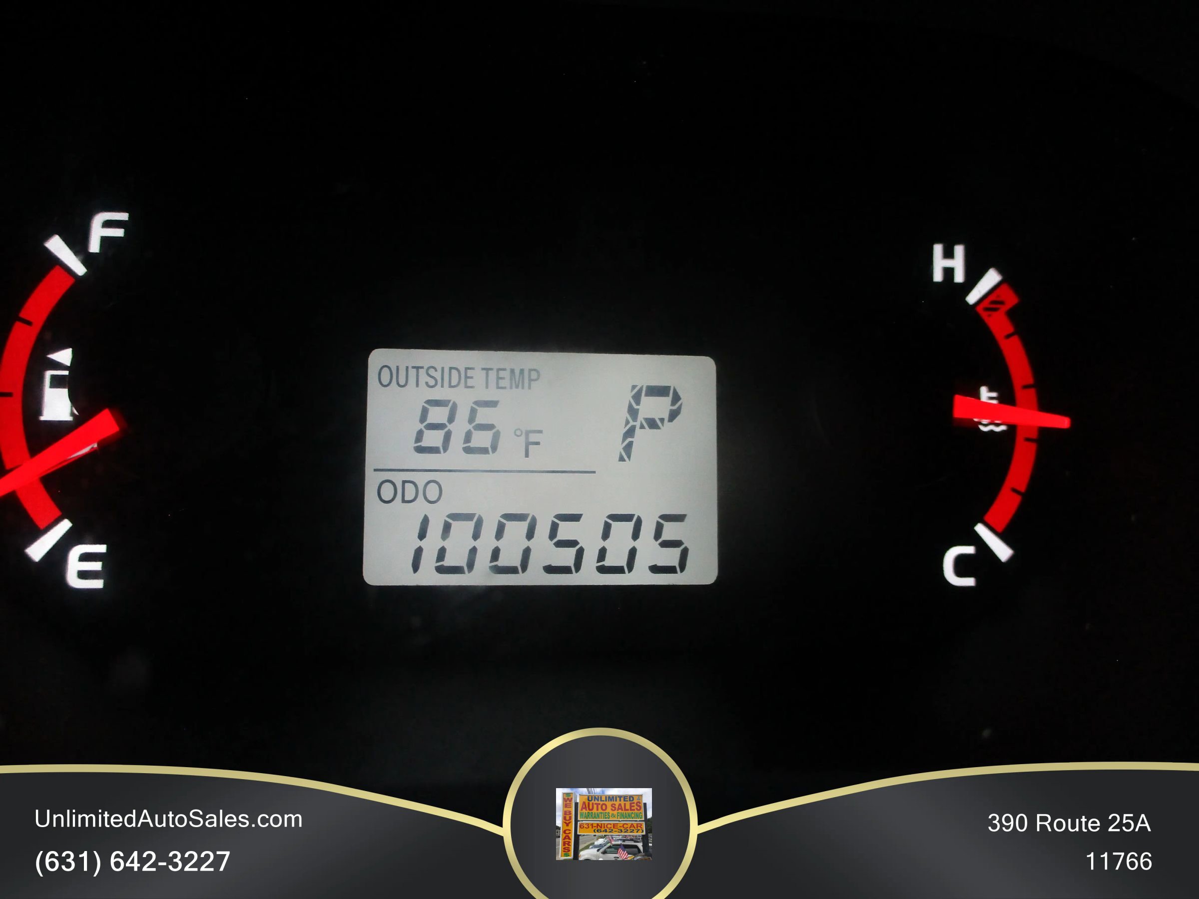 Used 2009 Pontiac Vibe AWD w/ Sun And Sound Package image 10