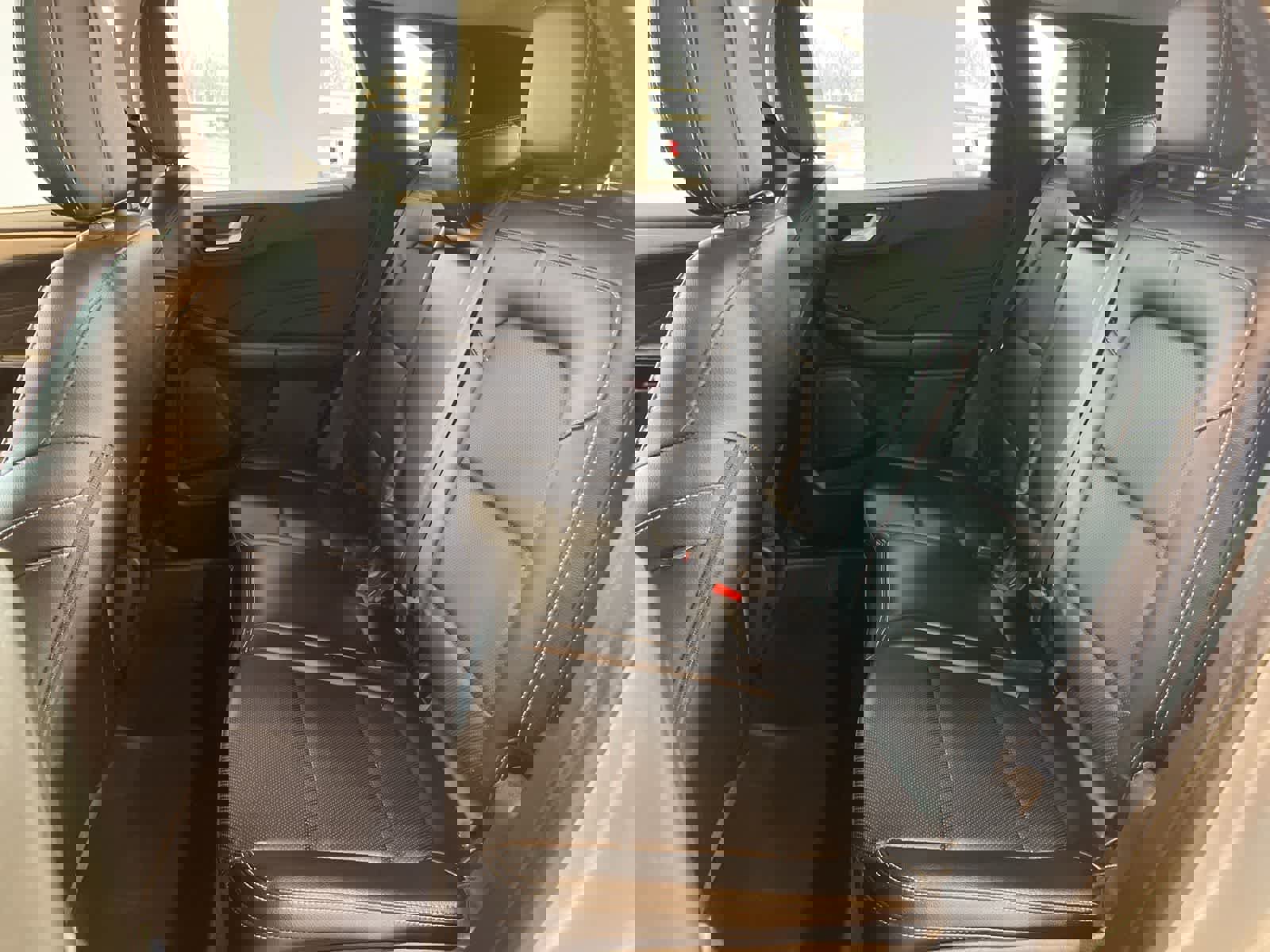 Used 2022 Ford Escape SEL image 25