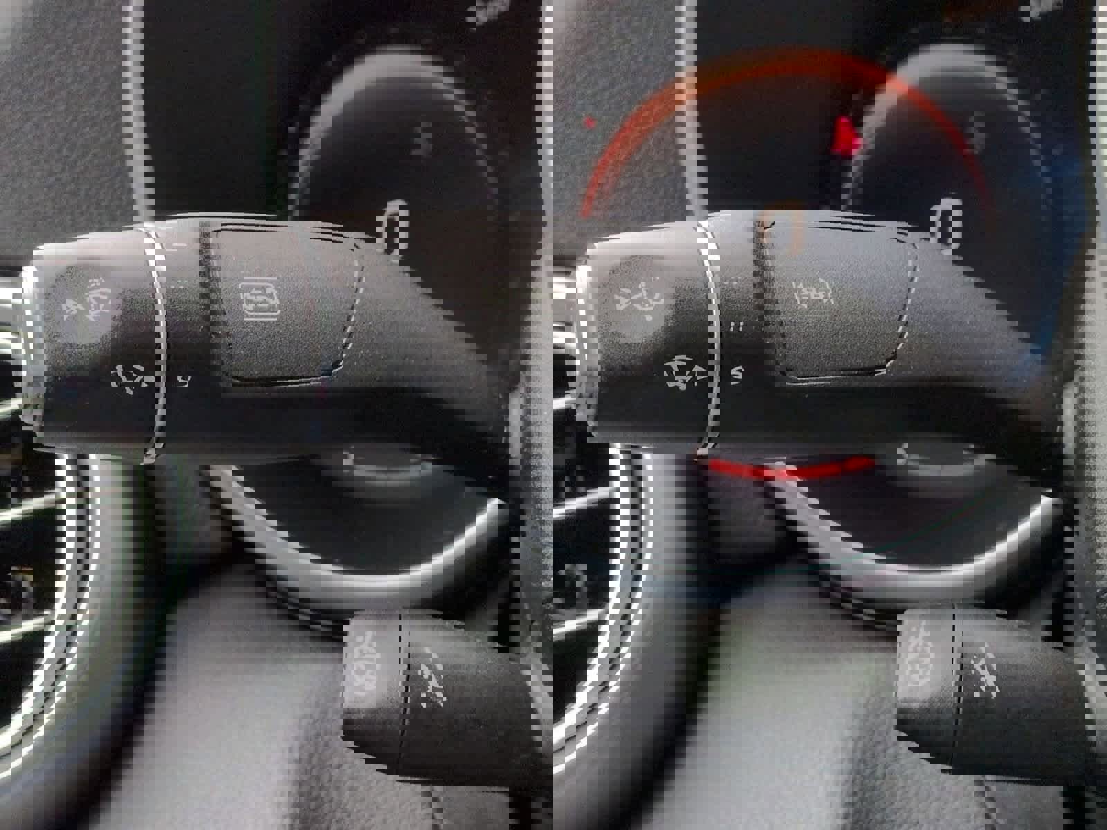 Used 2019 Mercedes-Benz C 300 4MATIC Sedan image 28