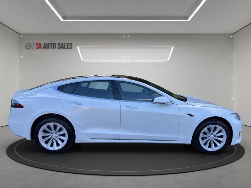 Used 2020 Tesla Model S Long Range image 6