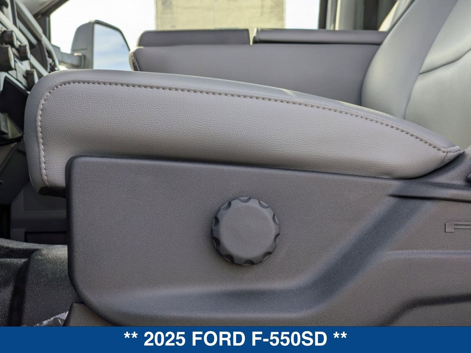 New 2025 Ford F550 2WD Crew Cab Super Duty image 22