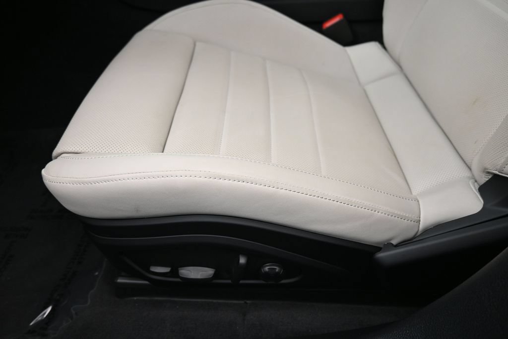 Certified 2026 Porsche Panamera 4 AWD/4WD image 21