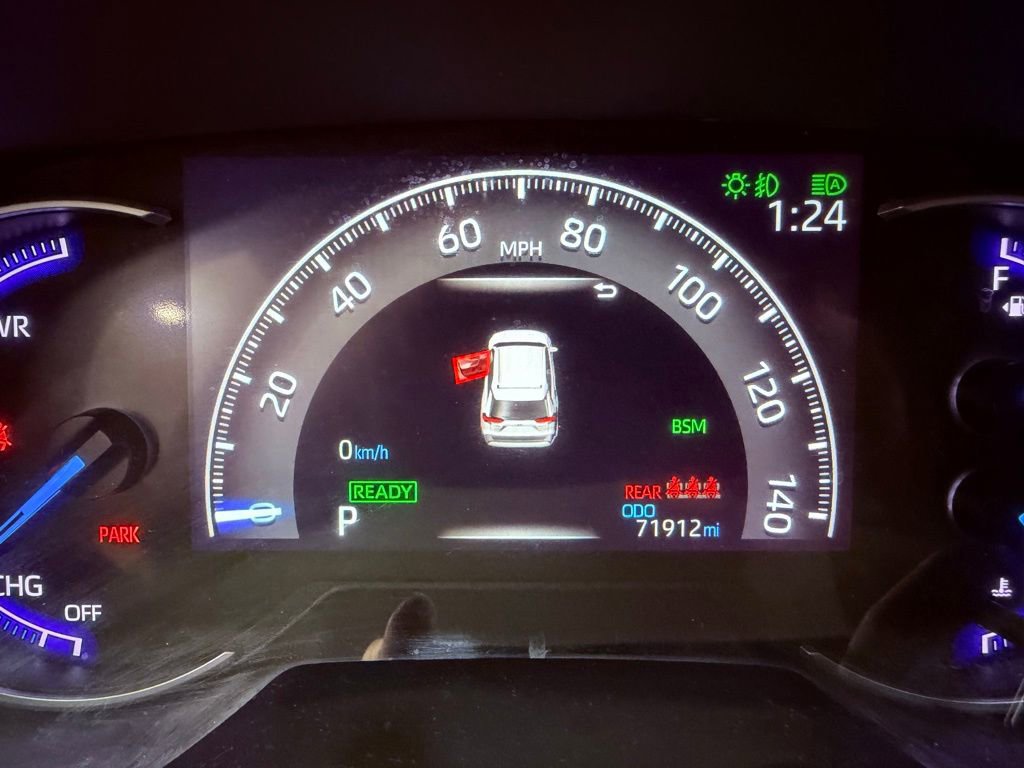 Used 2020 Toyota RAV4 Limited image 25