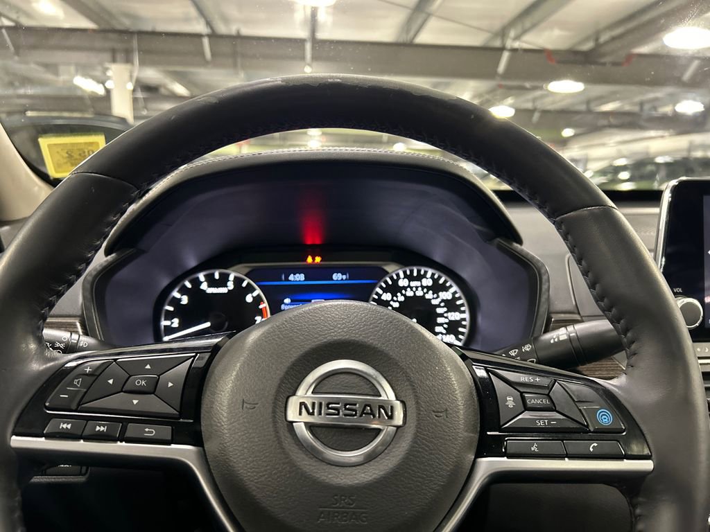 Used 2019 Nissan Altima 2.5 SL FWD image 12