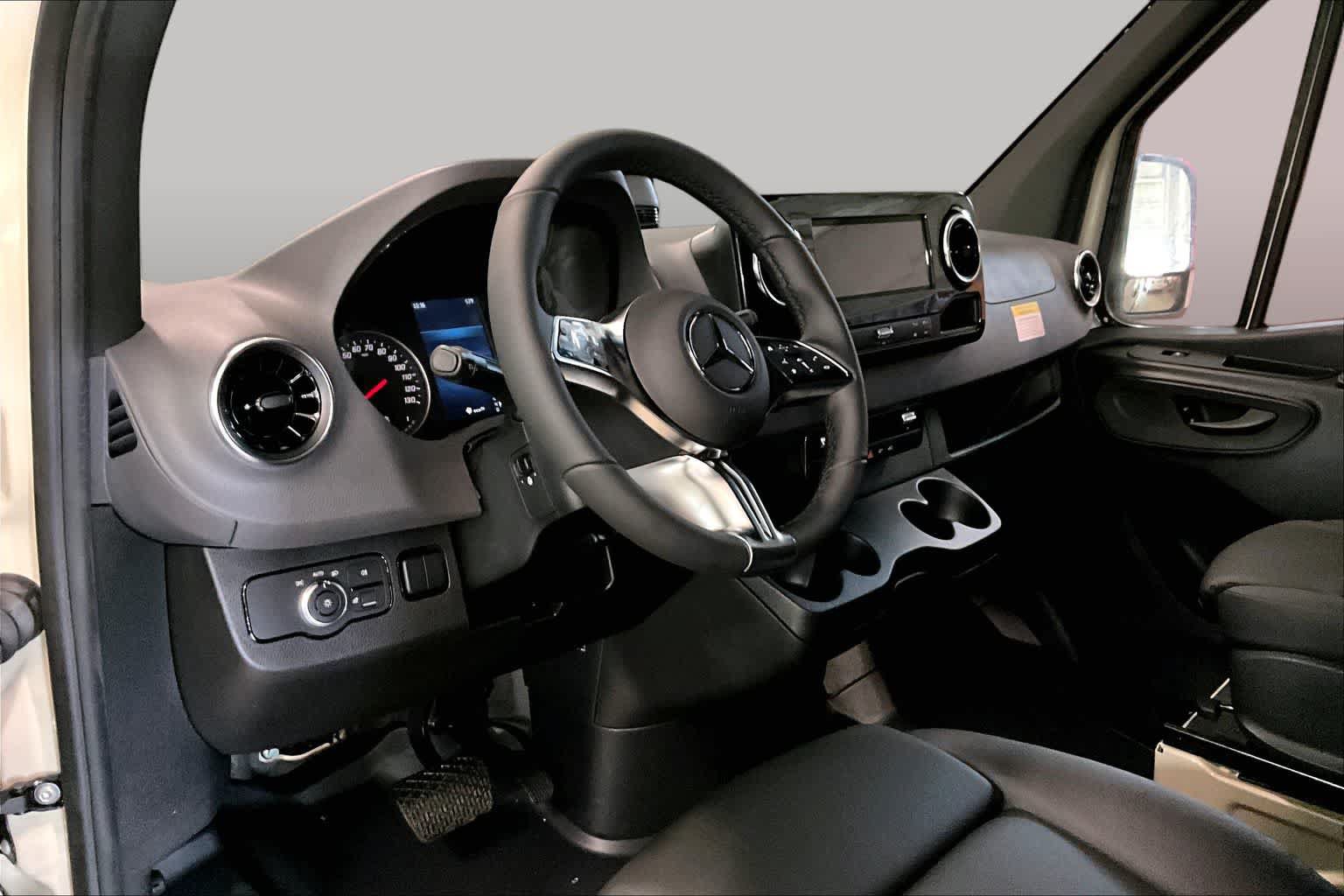 New 2026 Mercedes-Benz Sprinter 2500 image 10