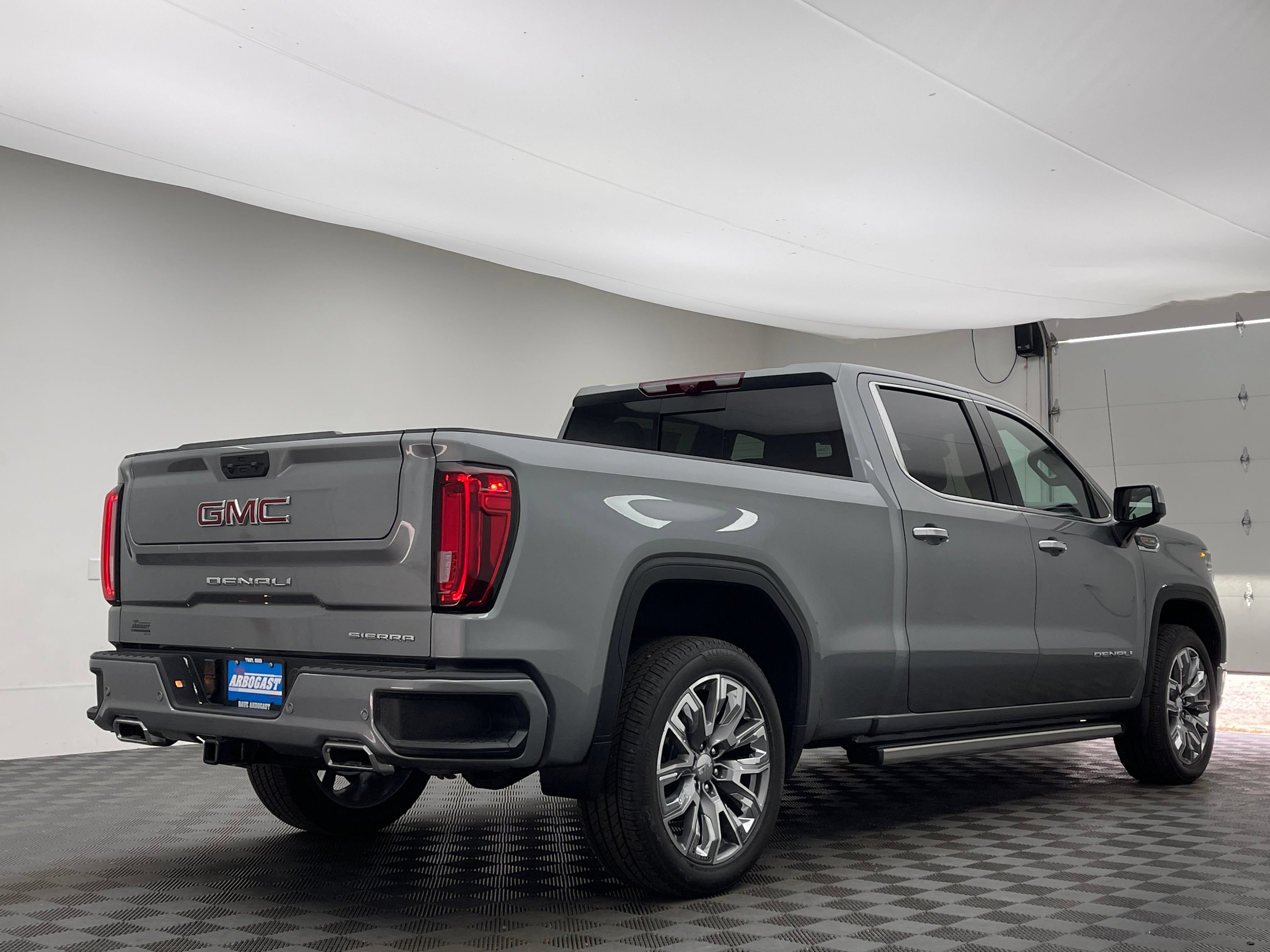 New 2026 GMC Sierra 1500 Denali w/ Denali Reserve Package AWD/4WD image 10