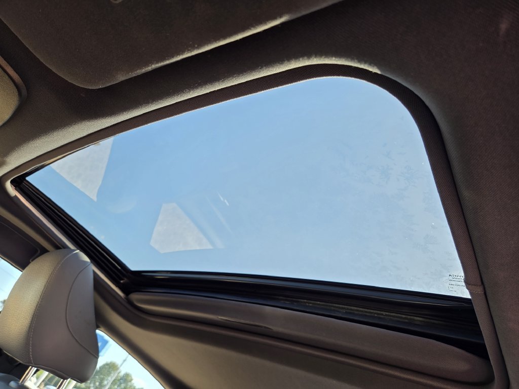 Used 2019 Toyota Avalon Limited w/ Advanced Safety Package FWD image 14