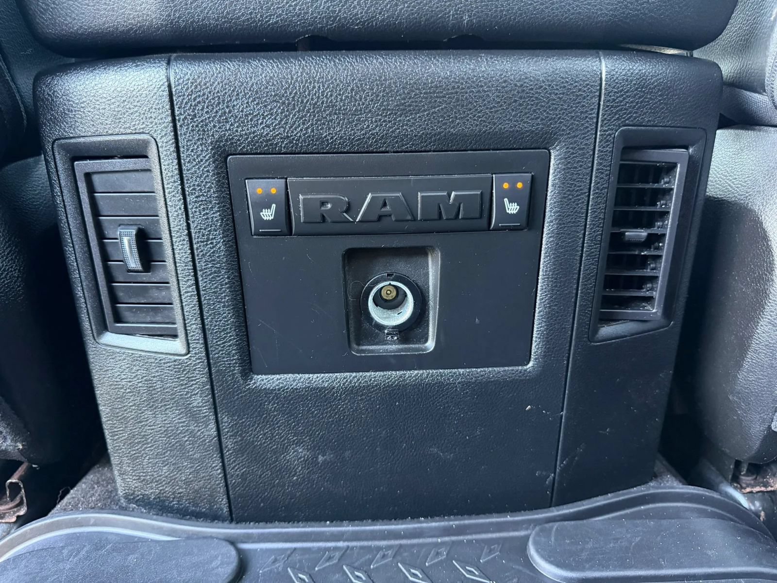 Used 2013 RAM 1500 Laramie w/ Protection Group AWD/4WD image 64
