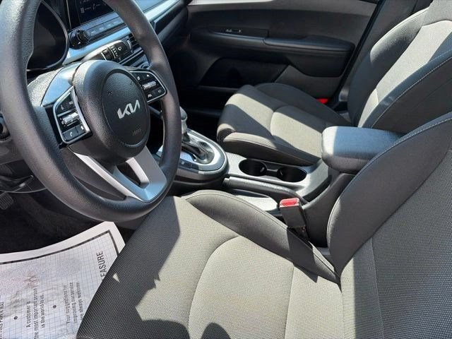 Used 2024 Kia Forte LXS FWD image 10