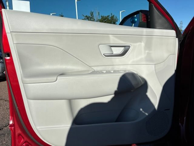 Used 2024 Hyundai Kona Limited AWD/4WD image 7
