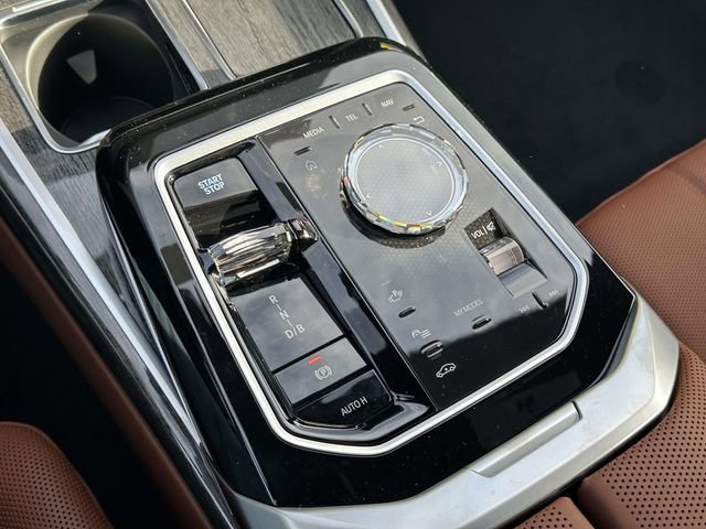 New 2026 BMW i7 xDrive60 image 17