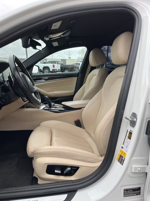 Used 2018 BMW 530e image 29