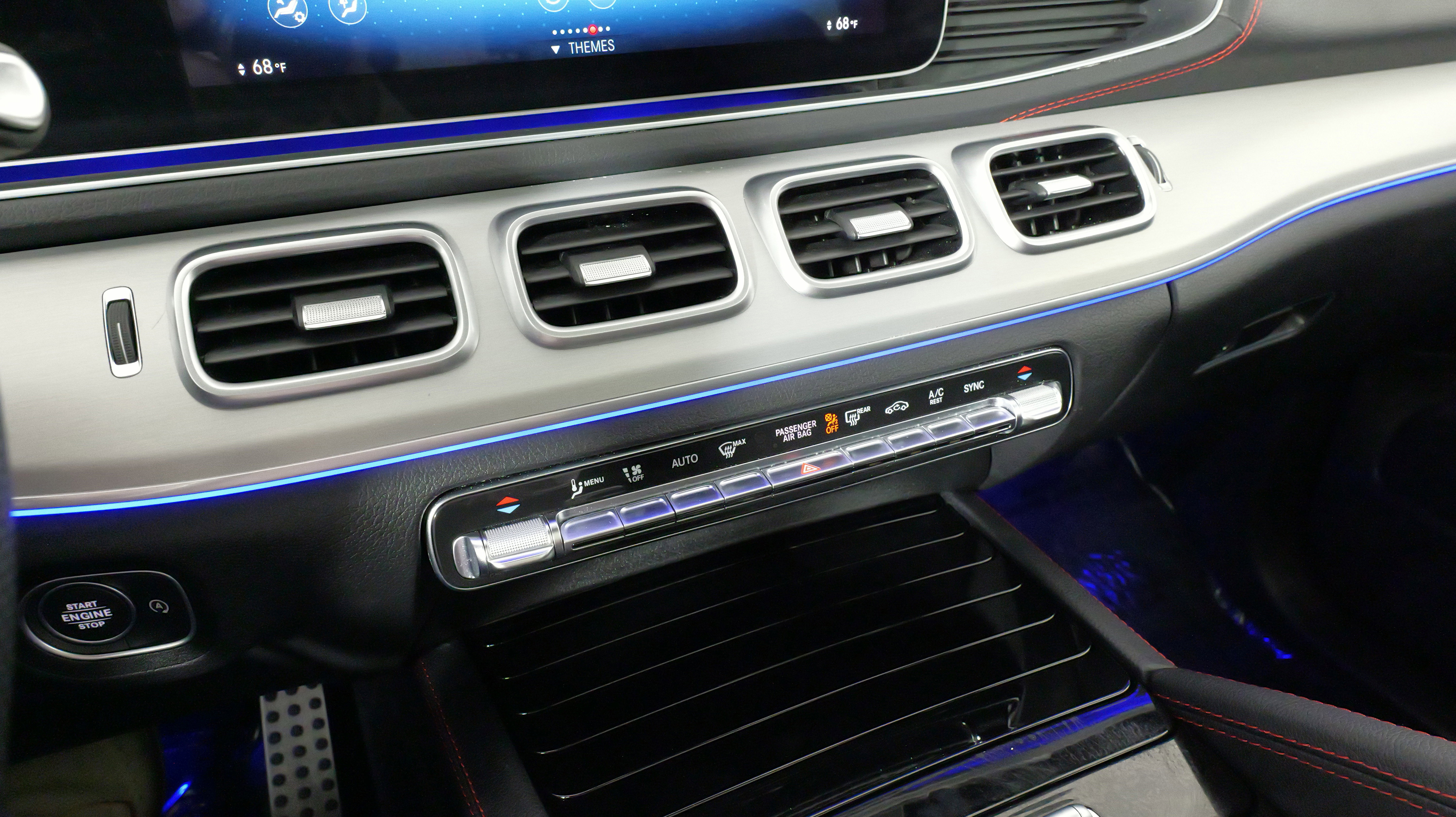 Used 2023 Mercedes-Benz GLE 53 AMG 4MATIC image 53