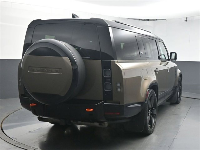 Used 2024 Land Rover Defender 130 X image 7