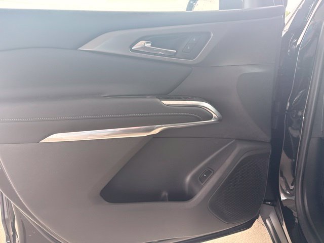 New 2026 Chevrolet Traverse LT w/ Driver Confidence Package AWD/4WD image 15