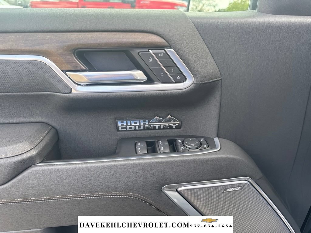 Used 2026 Chevrolet Silverado 1500 High Country w/ Midnight Edition AWD/4WD image 10