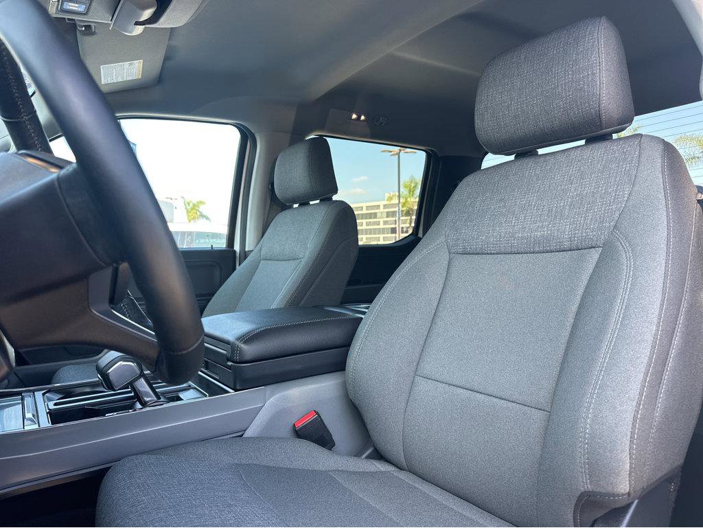 Used 2024 Ford F150 Lightning Flash image 7