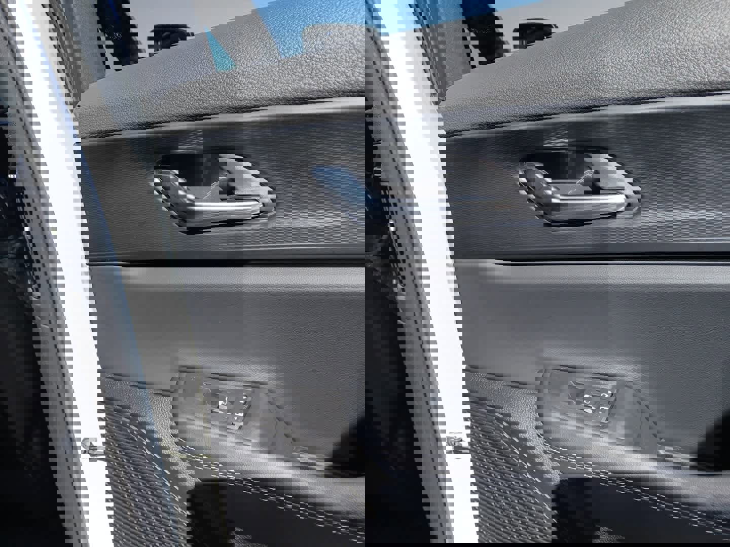 New 2025 Jeep Grand Cherokee L Laredo w/ Luxury Tech Group I image 56