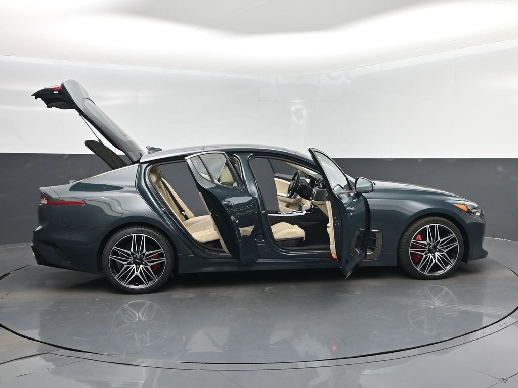 Certified 2022 Kia Stinger GT1 image 53