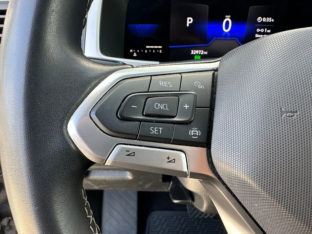 Used 2022 Volkswagen Atlas Cross Sport SE image 19