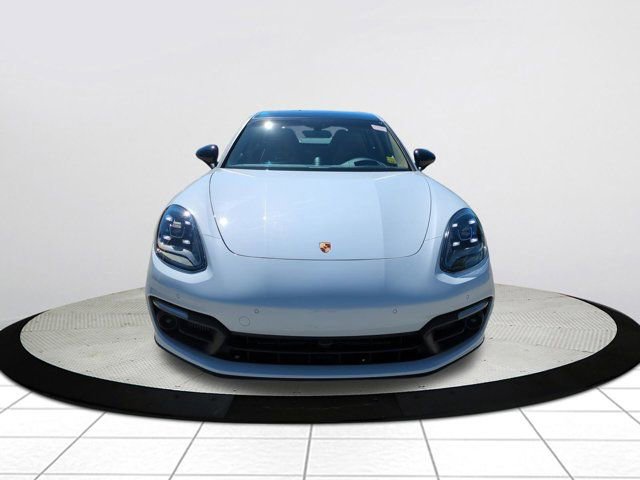 Used 2022 Porsche Panamera image 8