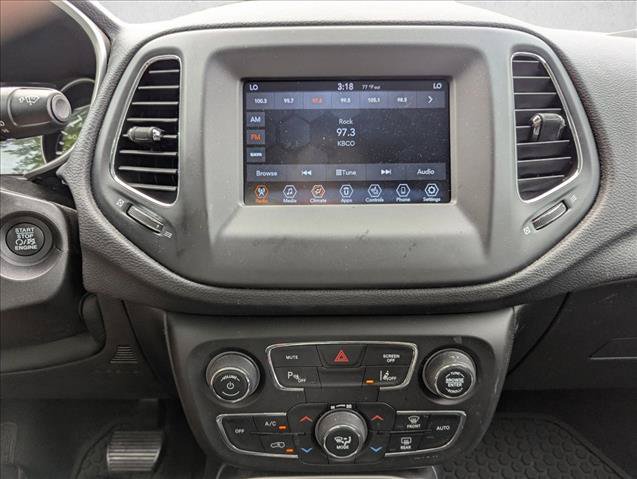 Used 2020 Jeep Compass Latitude AWD/4WD image 14