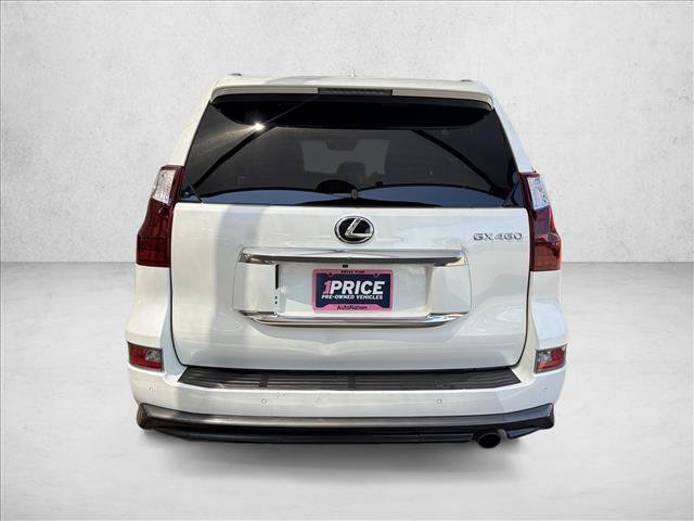 Used 2021 Lexus GX 460 Premium w/ Accessory Package AWD/4WD image 3