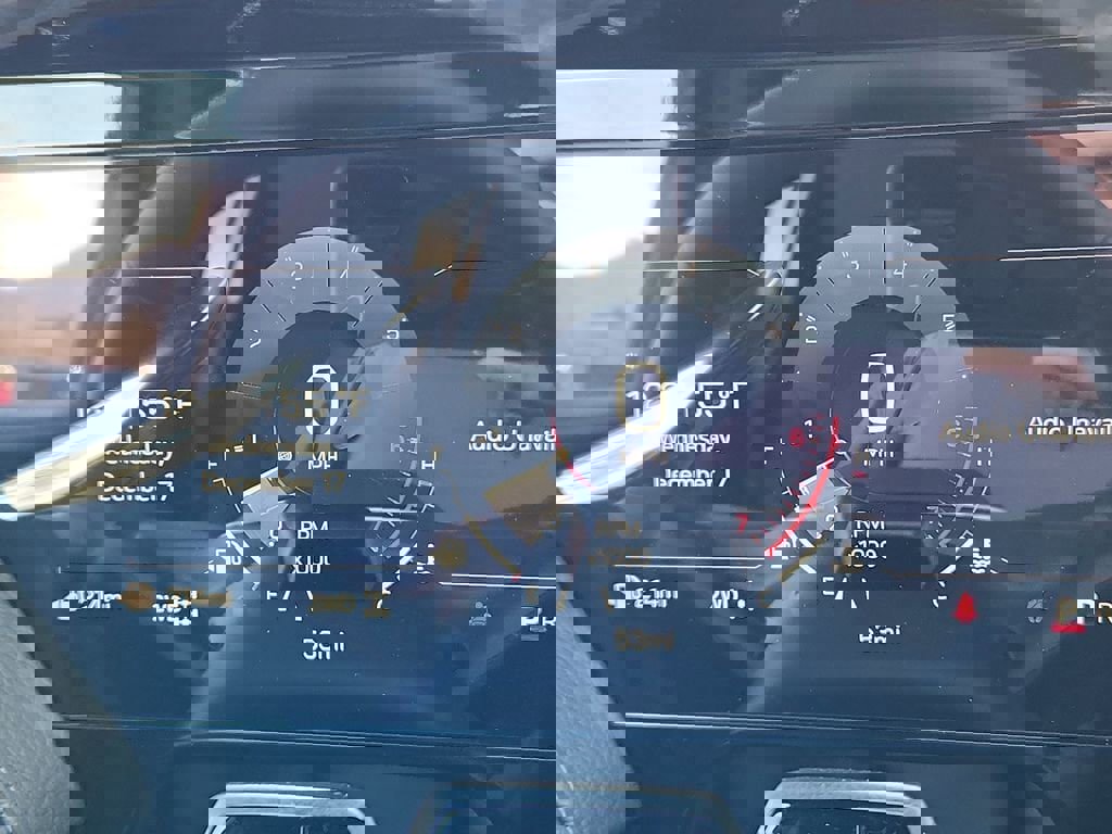 New 2026 GMC Yukon XL Denali w/ Denali Reserve Package image 11