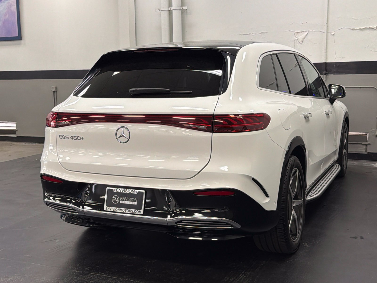 Used 2023 Mercedes-Benz EQS 450+ SUV w/ AMG Line Exterior Package image 12
