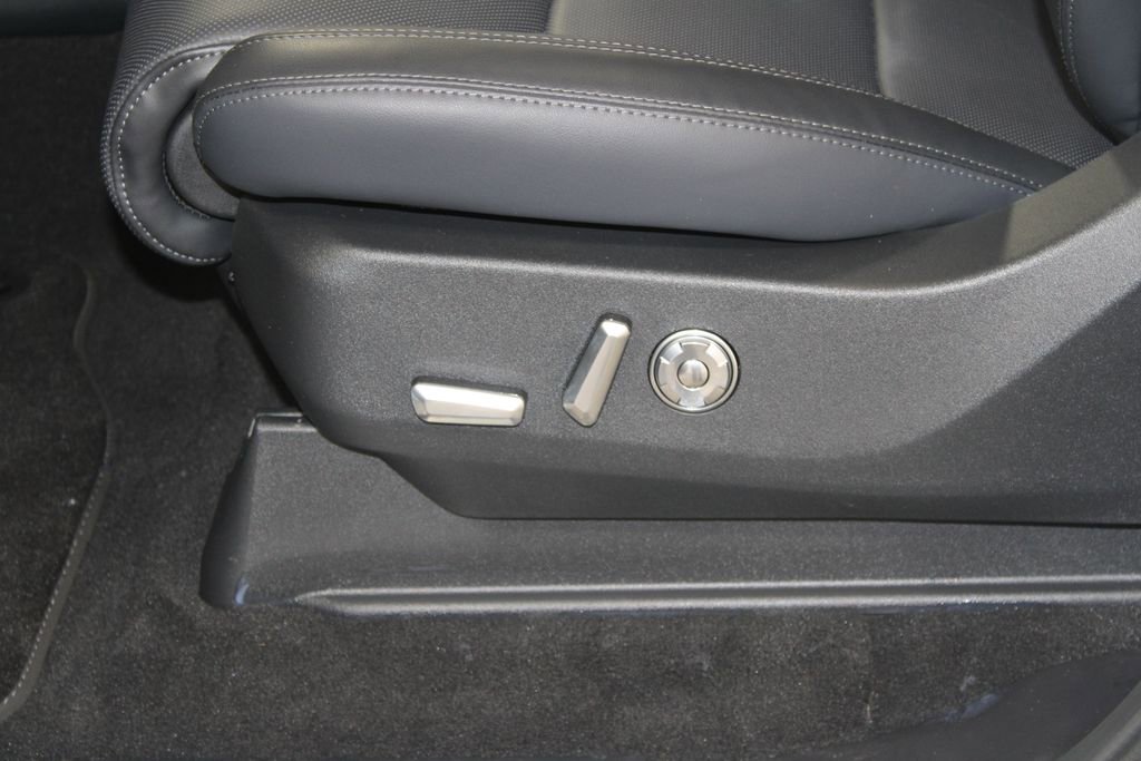 New 2025 Lincoln Navigator L Reserve w/ Jet Appearance Package image 22