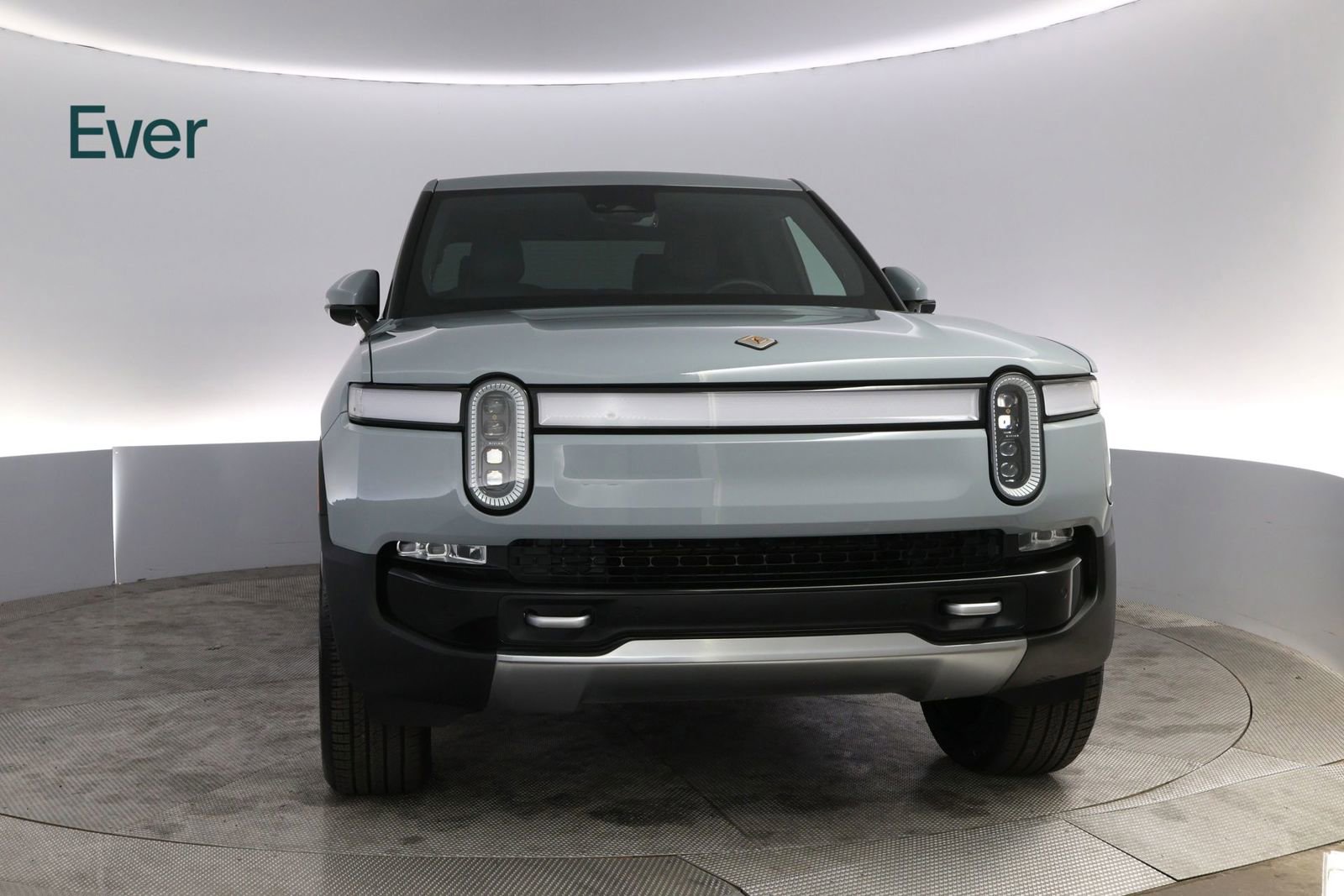 Used 2024 Rivian R1T Adventure image 12