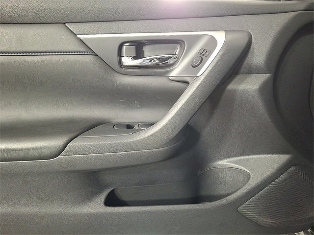 Used 2017 Nissan Altima 2.5 SR image 14