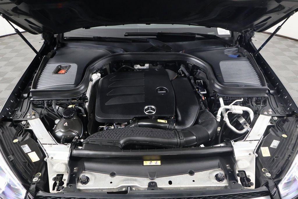Used 2020 Mercedes-Benz GLC 300 4MATIC image 15