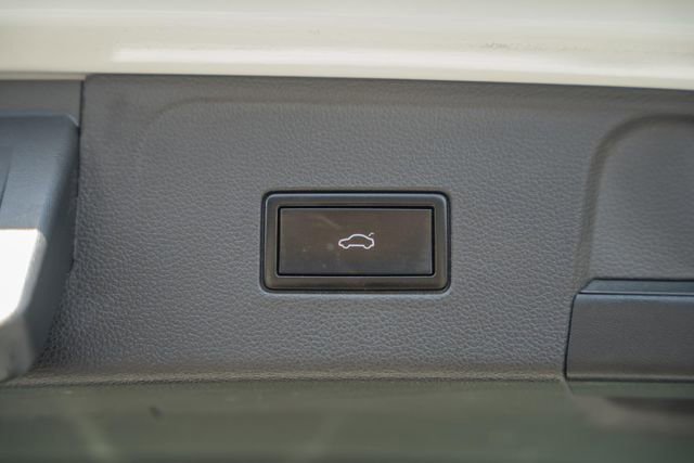 Used 2018 Volkswagen Atlas SE FWD image 11
