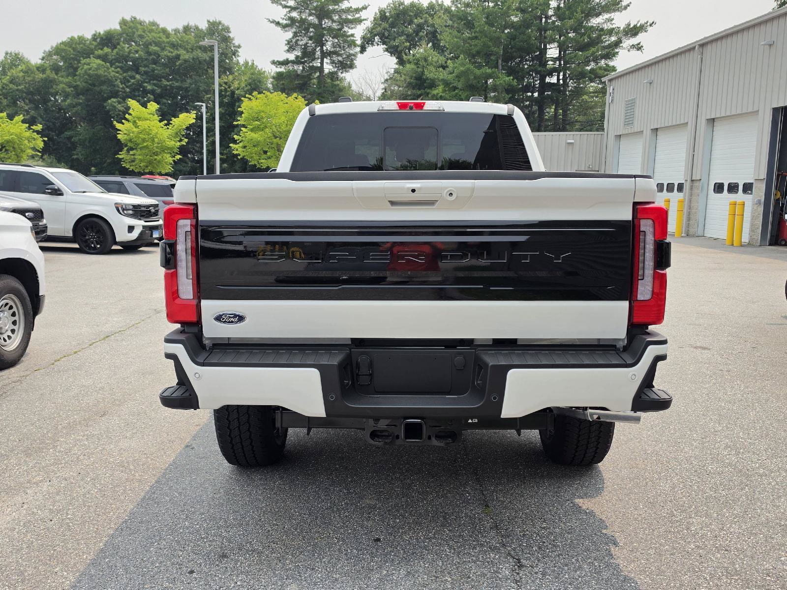 New 2026 Ford F350 Platinum w/ Snow Plow Prep Package AWD/4WD image 4
