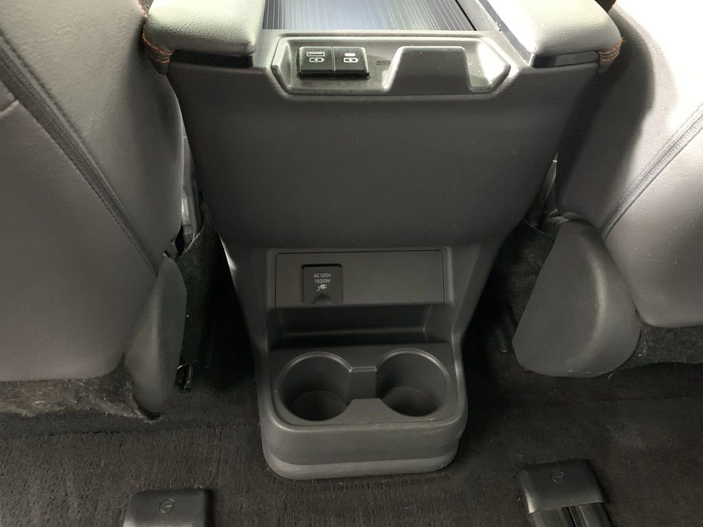 Used 2021 Toyota Sienna XSE w/ XSE Plus Package image 36