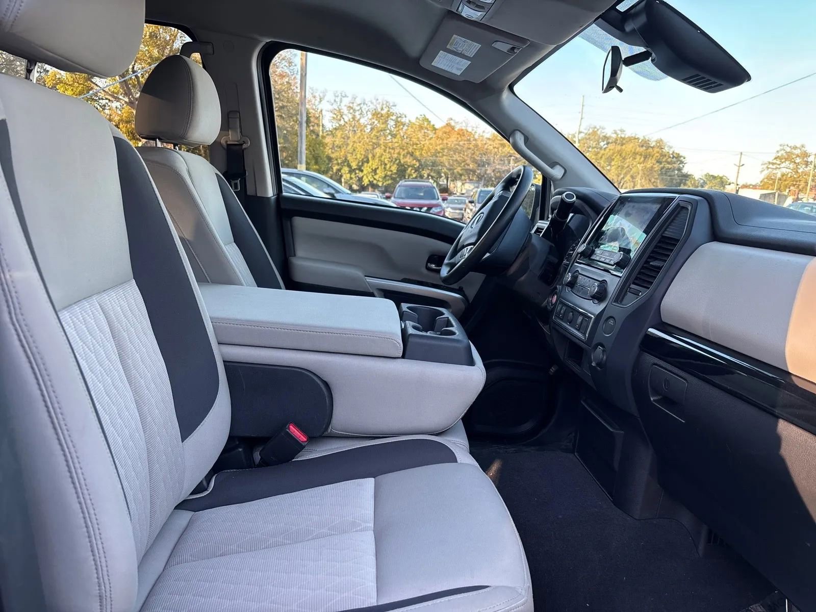 Used 2024 Nissan Titan SV w/ Accessory Utility Package image 13