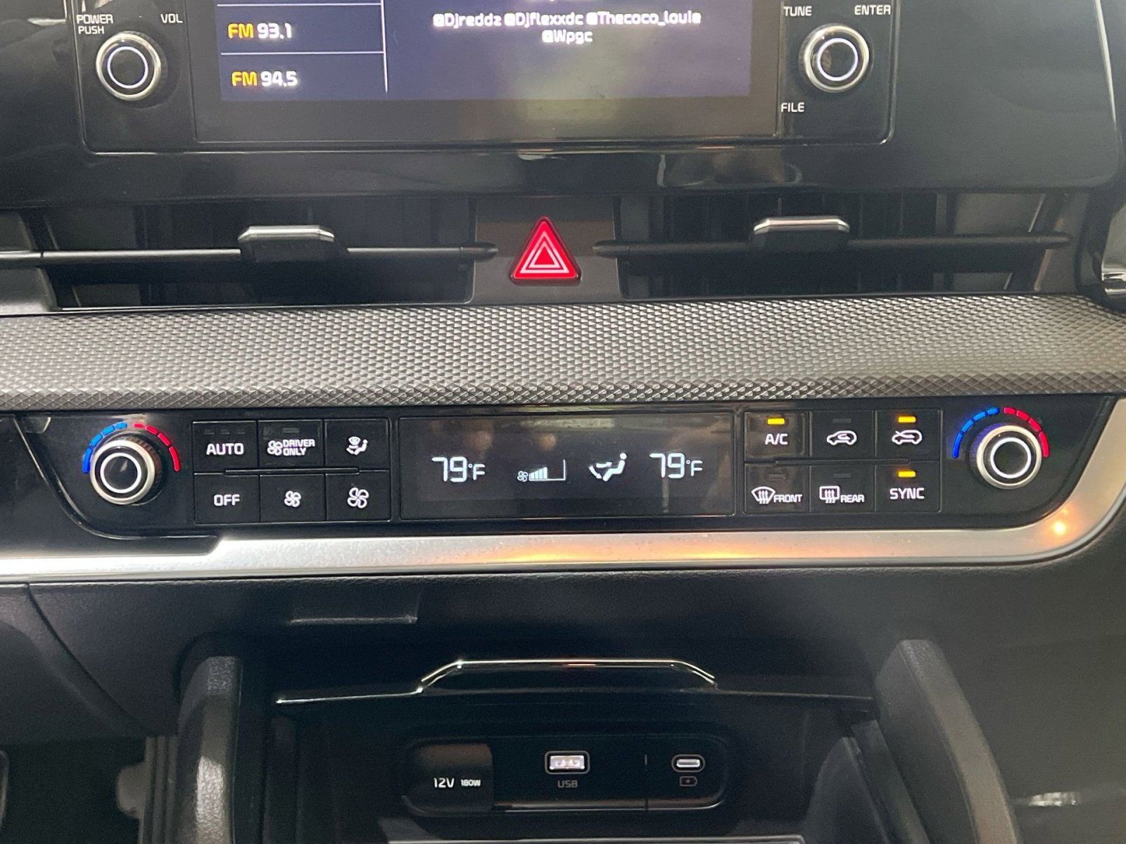 Used 2023 Kia Sportage LX image 19