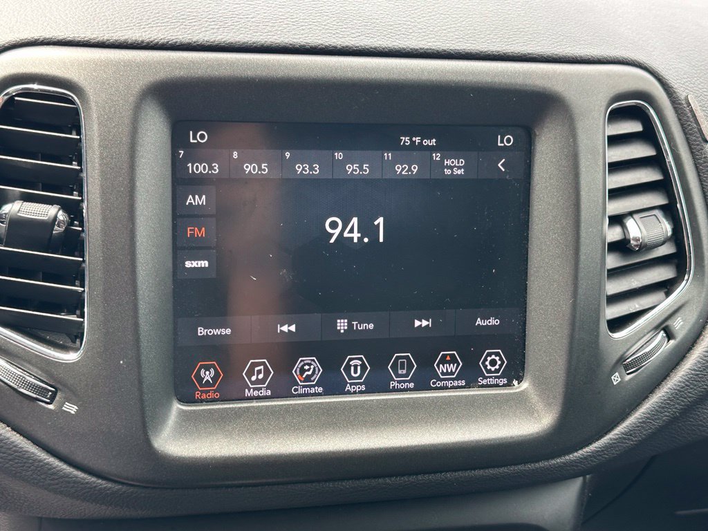 Used 2019 Jeep Compass Trailhawk AWD/4WD image 27