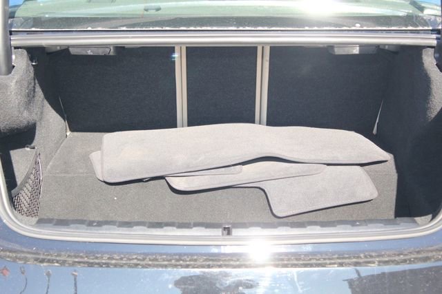 Certified 2023 BMW 330e xDrive w/ Convenience Package image 7