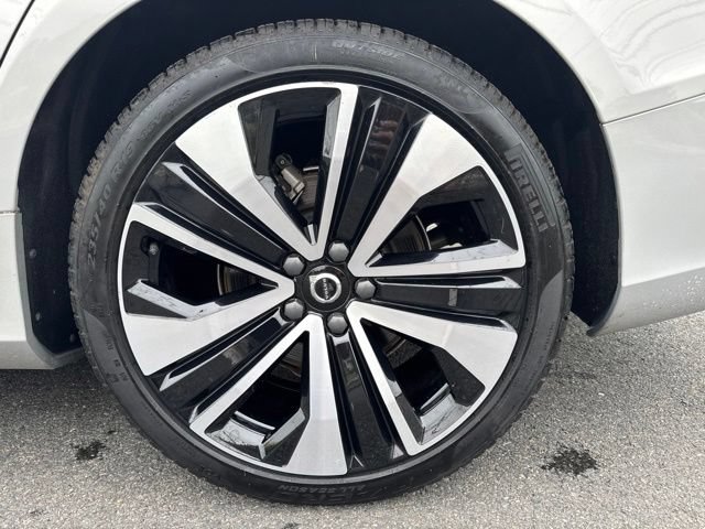 Used 2023 Volvo S60 B5 Ultimate w/ Climate Package AWD/4WD image 9