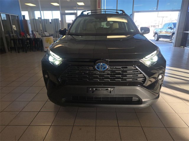 Used 2024 Toyota RAV4 XLE Premium image 3