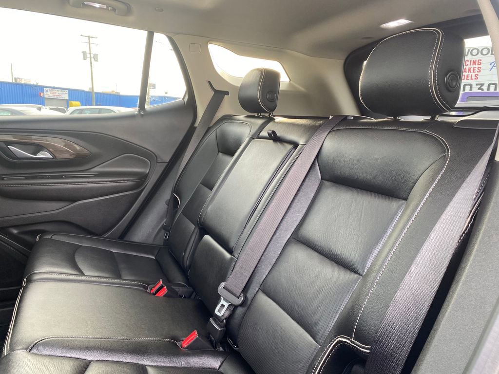 Used 2019 GMC Terrain Denali w/ Advanced Safety Package image 17