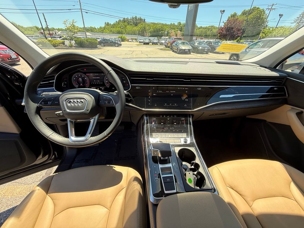 Used 2020 Audi Q7 3.0T Premium w/ Convenience Package AWD/4WD image 13